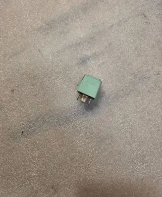BMW 7 E38 Other relay V23134K593312 6136