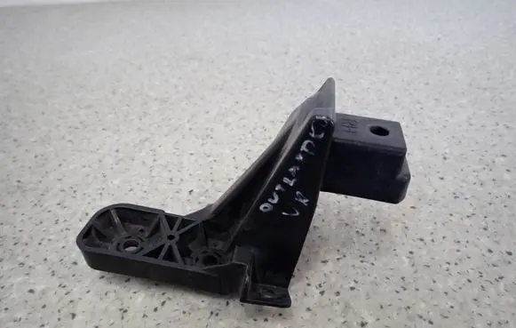 Mitsubishi Outlander Rear bumper mounting bracket 6400C454