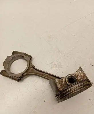 Mitsubishi Endeavor Connecting rod/conrod