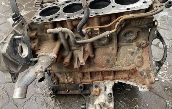 Toyota Avensis T250 Engine block 1CD