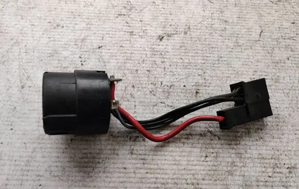 Mercedes-Benz Sprinter W901 W902 W903 W904 Ignition lock A0005458108