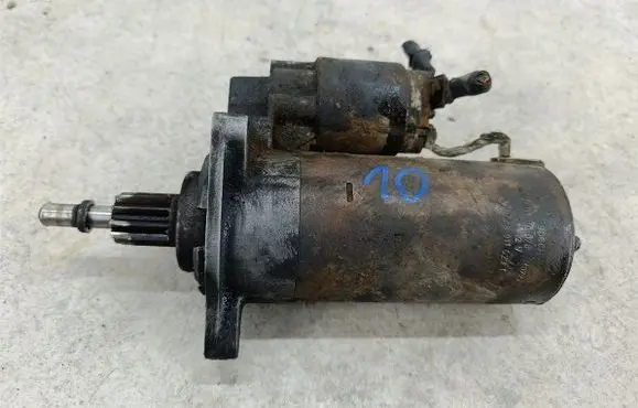 Volkswagen Transporter - Caravelle T4 Starter motor 068911023T
