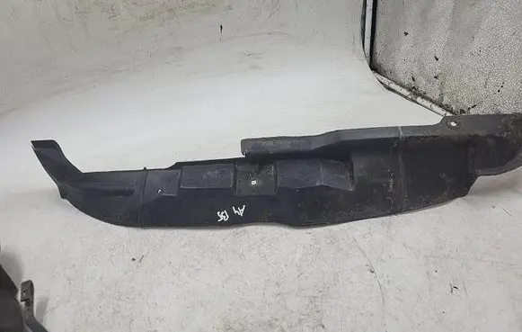 Audi A4 S4 B5 8D Fender end trim 8D0821117