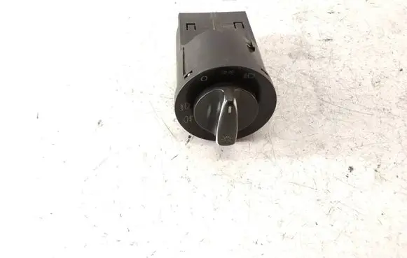 Volkswagen PASSAT B5.5 Light switch
