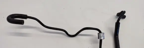 Volkswagen Tiguan Air intake hose/pipe 05E103560H