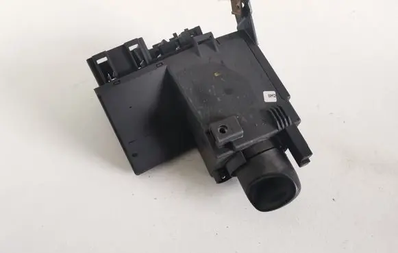 Mercedes-Benz E W210 Light switch 2105450104