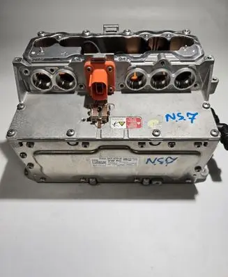 Skoda Octavia Mk4 Voltage converter inverter 5WA907070B