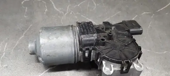 Ford Fiesta Wiper motor 8a6117b571ab