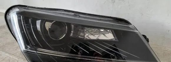 Skoda Superb B8 (3V) Headlight/headlamp