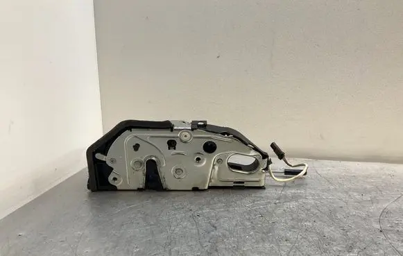 Front door lock