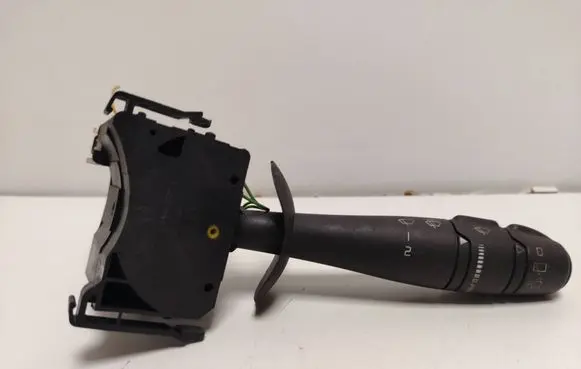 Renault Laguna II Wiper control stalk 8200012245 24F2CCR3 34447701AR
