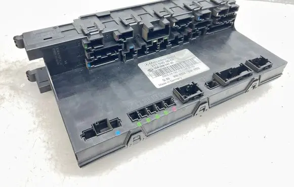 Mercedes-Benz E W211 SAM control unit 2115453601 5DK00804741