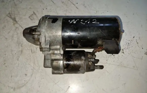 Mercedes-Benz E W212 Starter motor A6519062800
