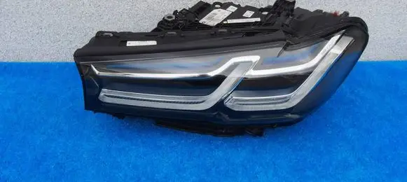 Headlight/headlamp
