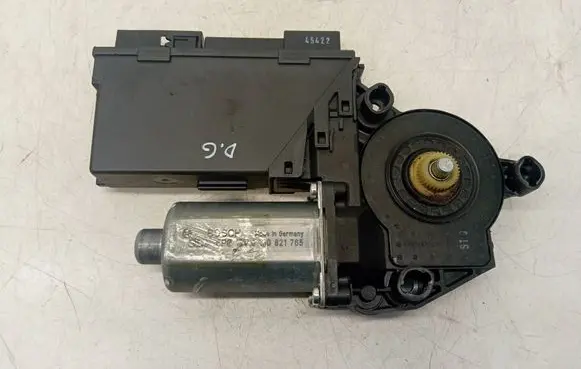 Audi A8 S8 D3 4E Rear door window regulator motor 4E0910802A 982738103