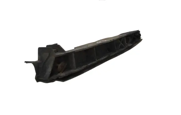 Front bumper mounting bracket