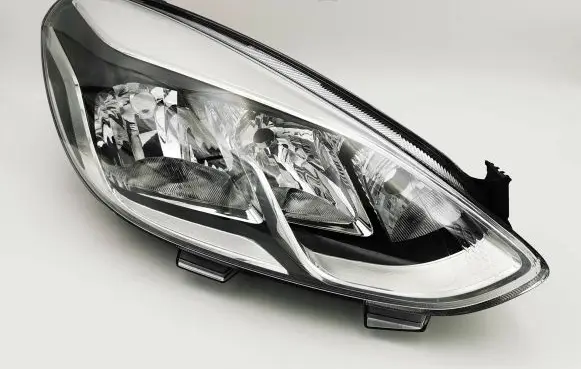 Ford Fiesta Headlight/headlamp