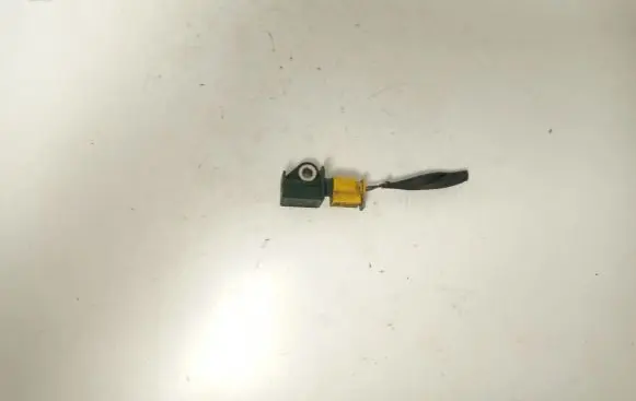 Mercedes-Benz C W204 Airbag deployment crash/impact sensor A1729056000