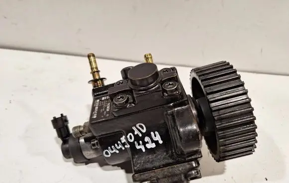 Fiat 500X Fuel injection high pressure pump 0445010424