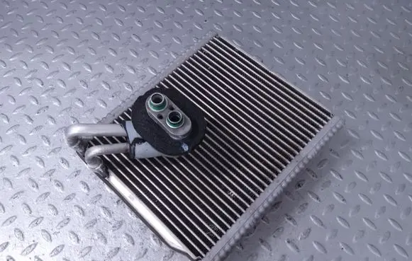 Air conditioning (A/C) radiator (interior)