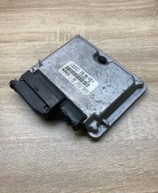 Audi A4 S4 B5 8D Engine control unit/module ECU 038906018S 0281001721