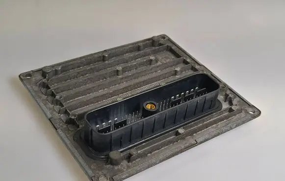 Ford Focus Engine control unit/module 7M5112A650AFB S118934202B