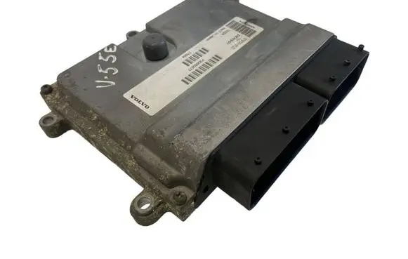 Volvo V50 Engine control unit/module 0797009132 P30650677 T7654