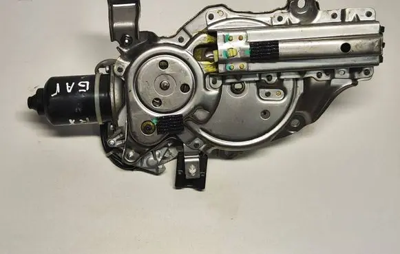 Lexus RX 330 - 350 - 400H Rear door upper hinge 