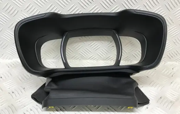 Renault Kadjar Dashboard trim 682507227R 681043286R