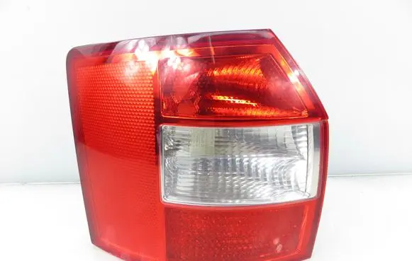 Audi A4 S4 B6 8E 8H Rear/tail lights 8E9945095