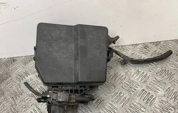 Suzuki Swift II Fuse box set 