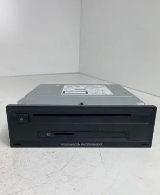 Volkswagen Golf VII Head unit multimedia control 5G0035824A FA0300016A