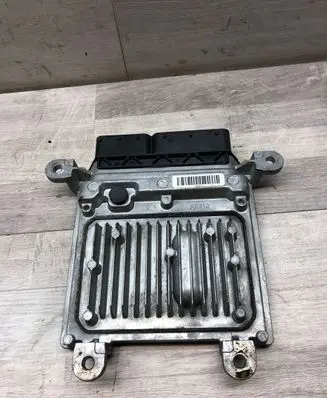 Mercedes-Benz C W204 Engine control unit/module A6519007500 A0064461540 28361BYR