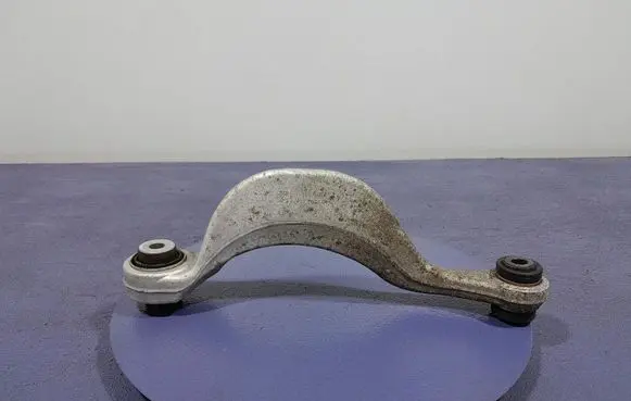 BMW X6 M Rear control arm 6878022