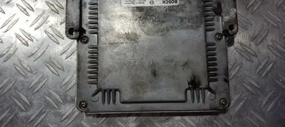 Renault Laguna II Engine control unit/module 0281010297 hom8200048297