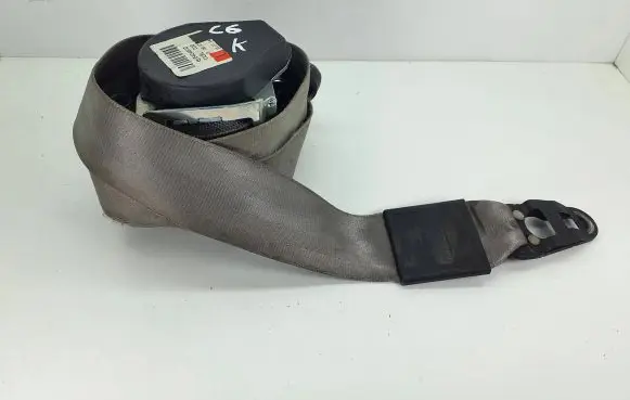 Audi A6 S6 C6 4F Front seatbelt 605404600 008L000