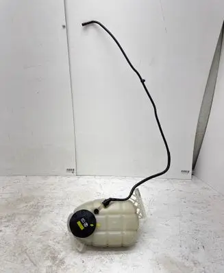 BMW 4 F36 Gran coupe Coolant expansion tank/reservoir 17137642160 7642160