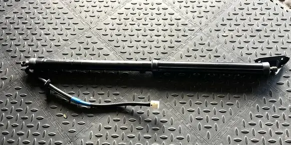 Lexus RX 450H Tailgate/trunk strut/damper 6891048070