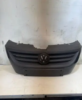 Volkswagen PASSAT CC Front bumper upper radiator grill 3C8853651