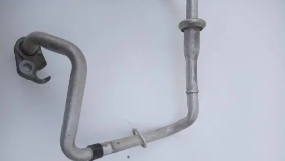 Infiniti G35 Air conditioning (A/C) pipe/hose