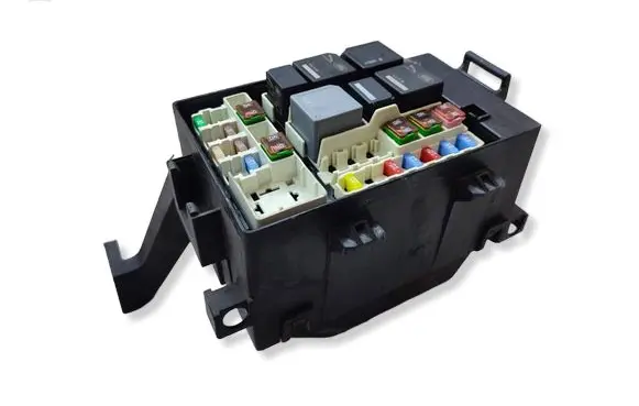 Jaguar F-Pace Fuse module 
