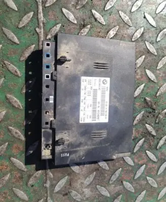 BMW 3 E90 E91 Seat control module 6135919693602 001318275 00005841K2