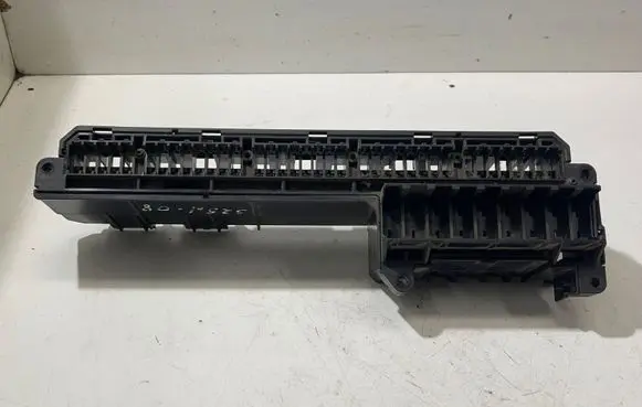 BMW 5 E60 E61 Fuse module 6957330 18917