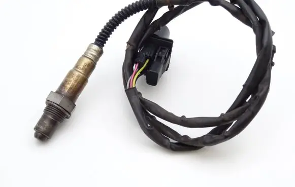 Audi A4 S4 B6 8E 8H Lambda probe sensor 06B906265D