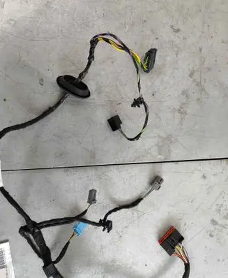 Volvo C40 Rear door wiring loom 32343423