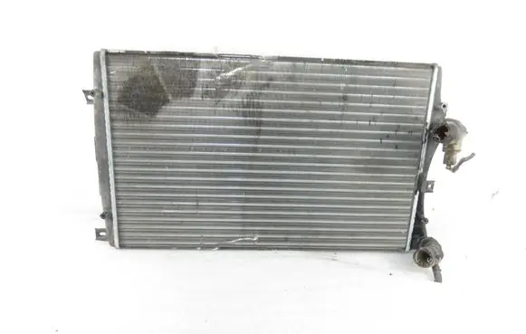 Volkswagen PASSAT B6 Coolant radiator 