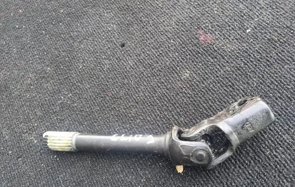 Renault Clio III Steering column universal joint 