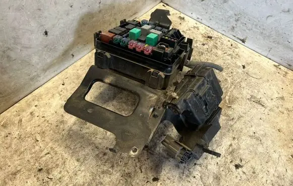 Honda FR-V Fuse module