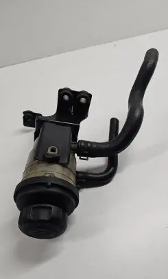 KIA Sorento Power steering fluid tank/reservoir