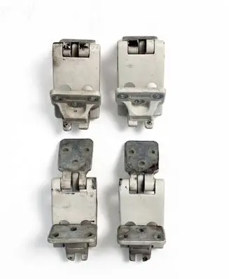 Mercedes-Benz Sprinter W906 Rear door lower hinge A9067400337
